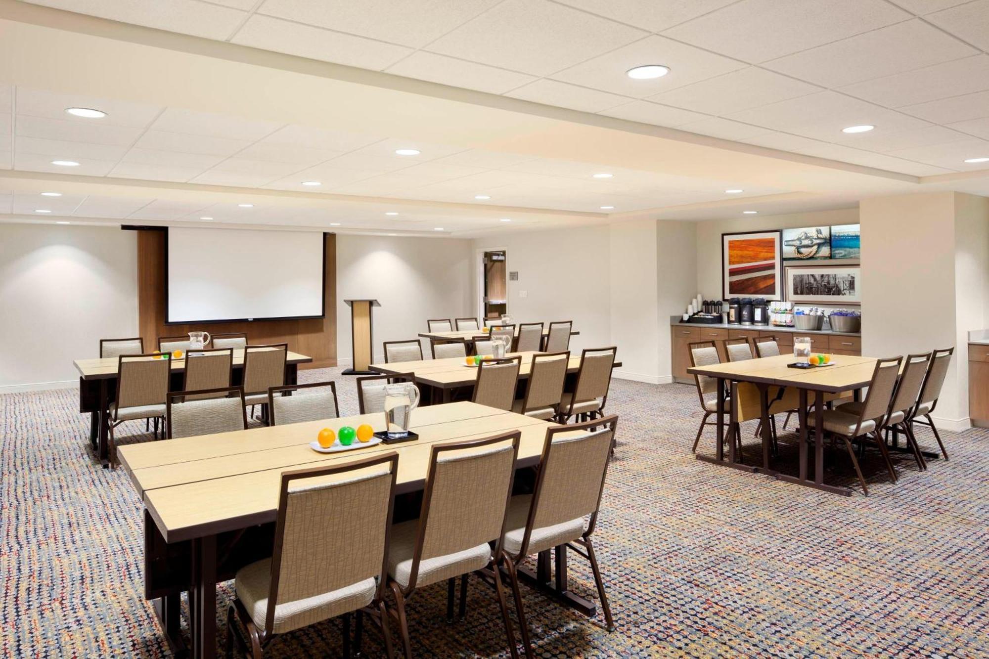 Courtyard By Marriott Portland Downtown/Waterfront Exterior foto